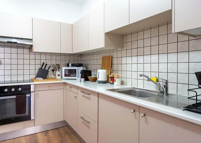 Διαμέρισμα Stylish 2br With Rooftop Pool In Mackenzie Λάρνακα