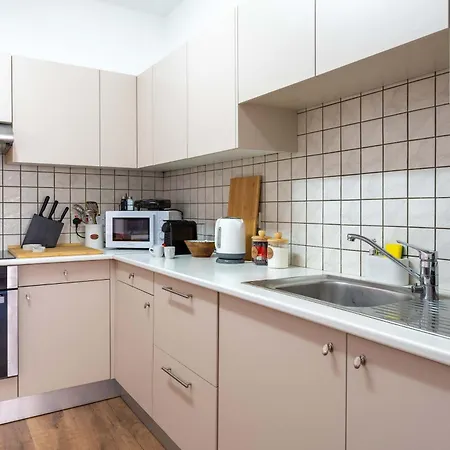 Apartamento Stylish 2br With Rooftop Pool In Mackenzie Lárnaca